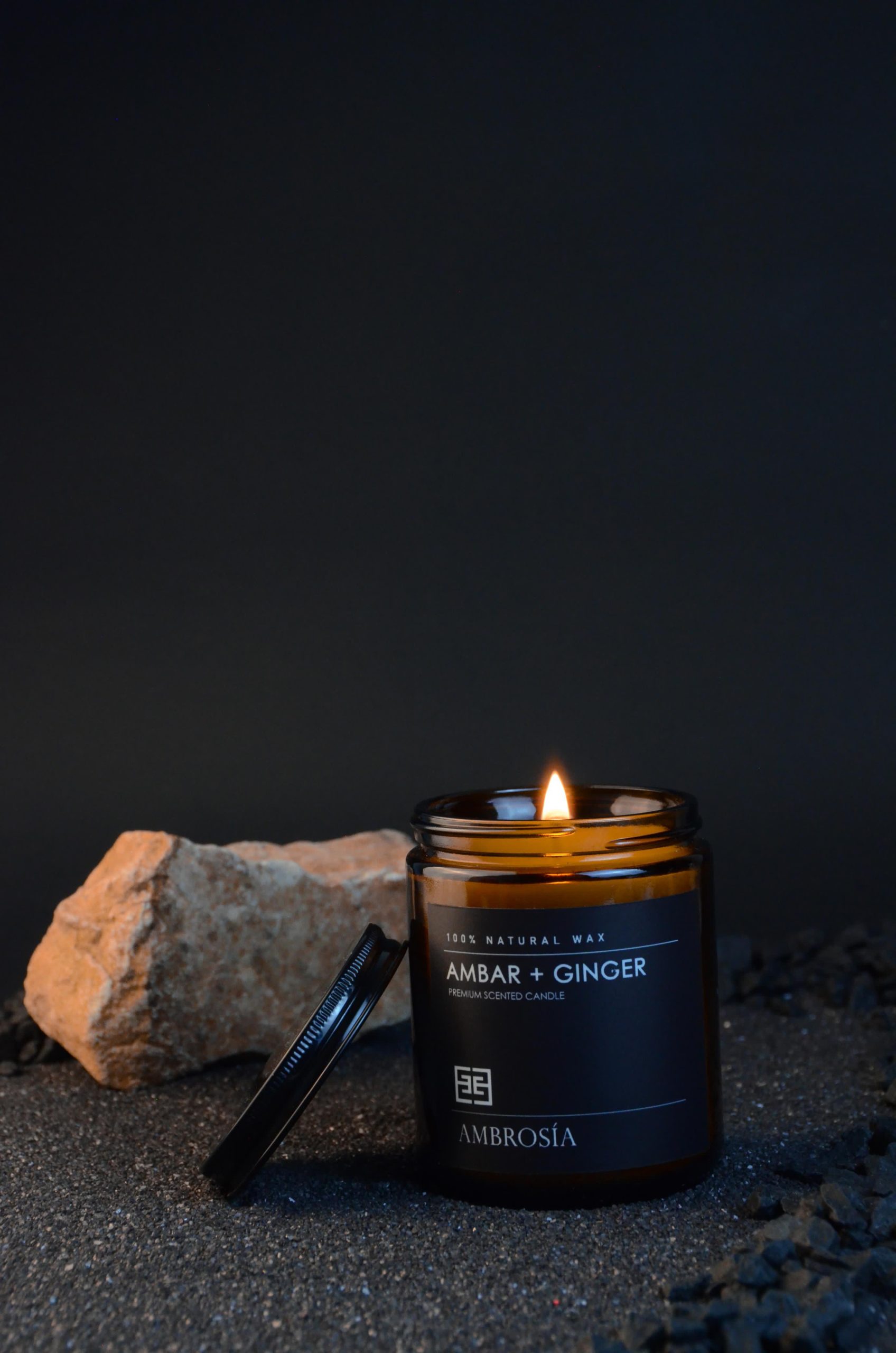 Waw Candle