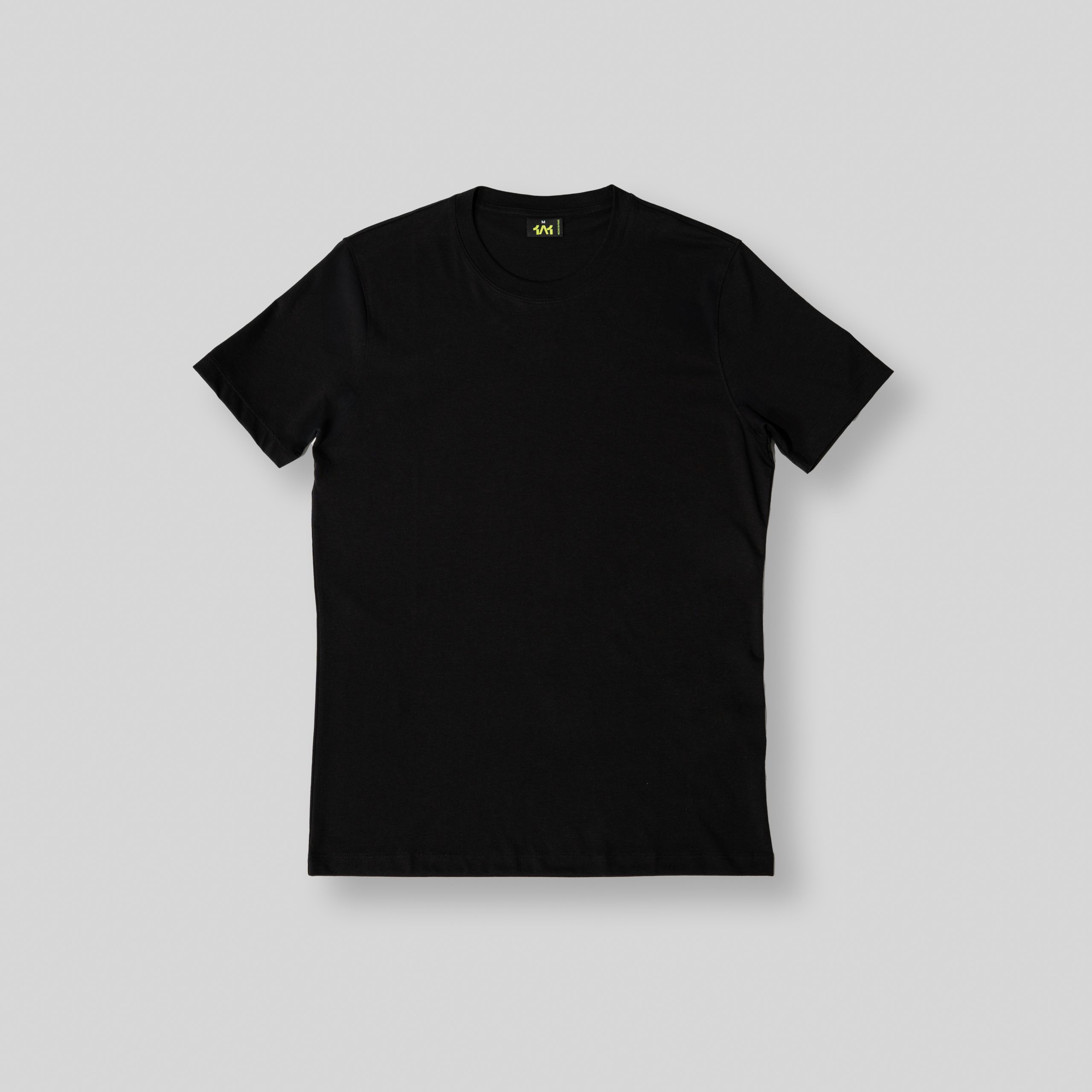 Básica Regular Fit Negra
